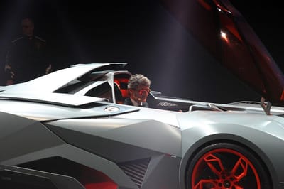 Lamborghini Egoista - Closing Canopy And Engine Start - The Video 2 Https://www. Lambocars. Com/wp-content/uploads/2020/12/lamborghini_egoista_7-1. Jpg