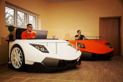 Set Up Office In Lamborghini Style 2 Https://www. Lambocars. Com/wp-content/uploads/2020/12/lamborghini_style_desk_9. Jpg