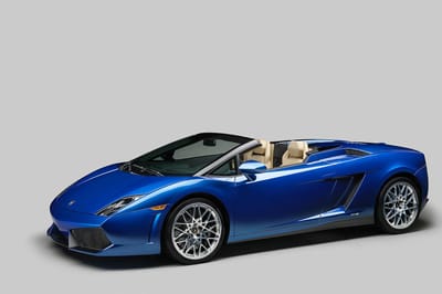https://www.lambocars.com/wp-content/uploads/2020/12/lp550_spyder_01.jpg