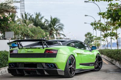 Superleggera On Pur 8Ight Wheels 2 Https://www. Lambocars. Com/wp-content/uploads/2020/12/pur_superleggera_2. Jpg