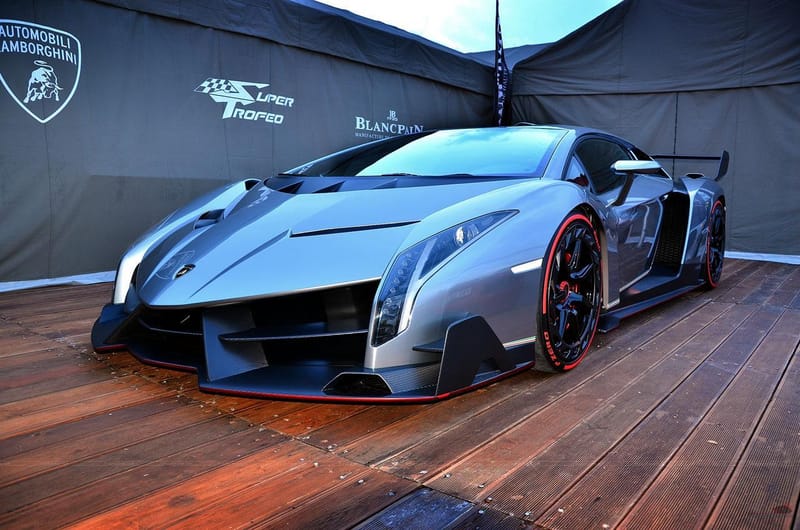 https://www.lambocars.com/wp-content/uploads/2020/12/veneno_at_blancpain_monza_1.jpg
