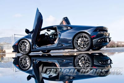 Https://www. Lambocars. Com/wp-content/uploads/2020/12/vertical_doors_huracan_2. Jpg