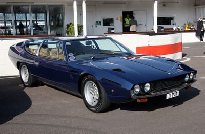 Top 10 Fascinating Lamborghini V12 Models 7 02