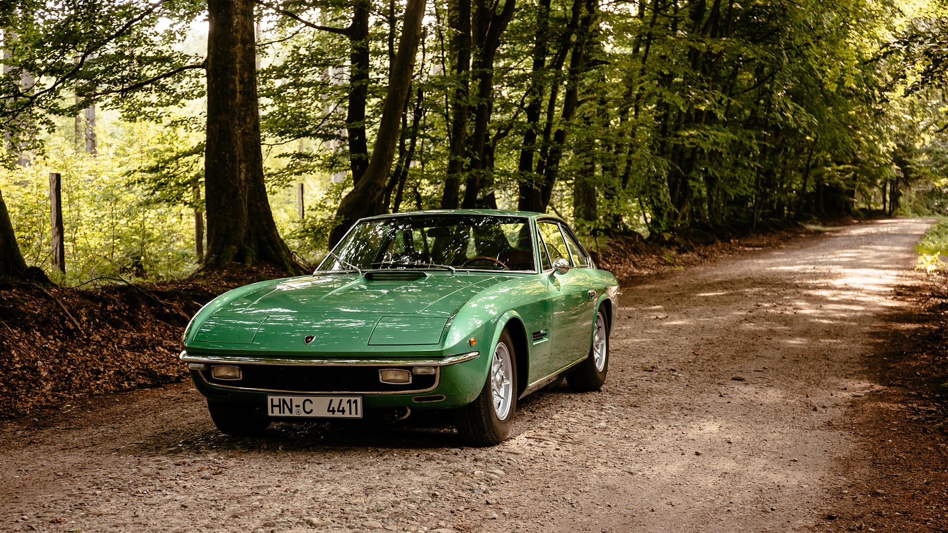 Lamborghini islero market & prices