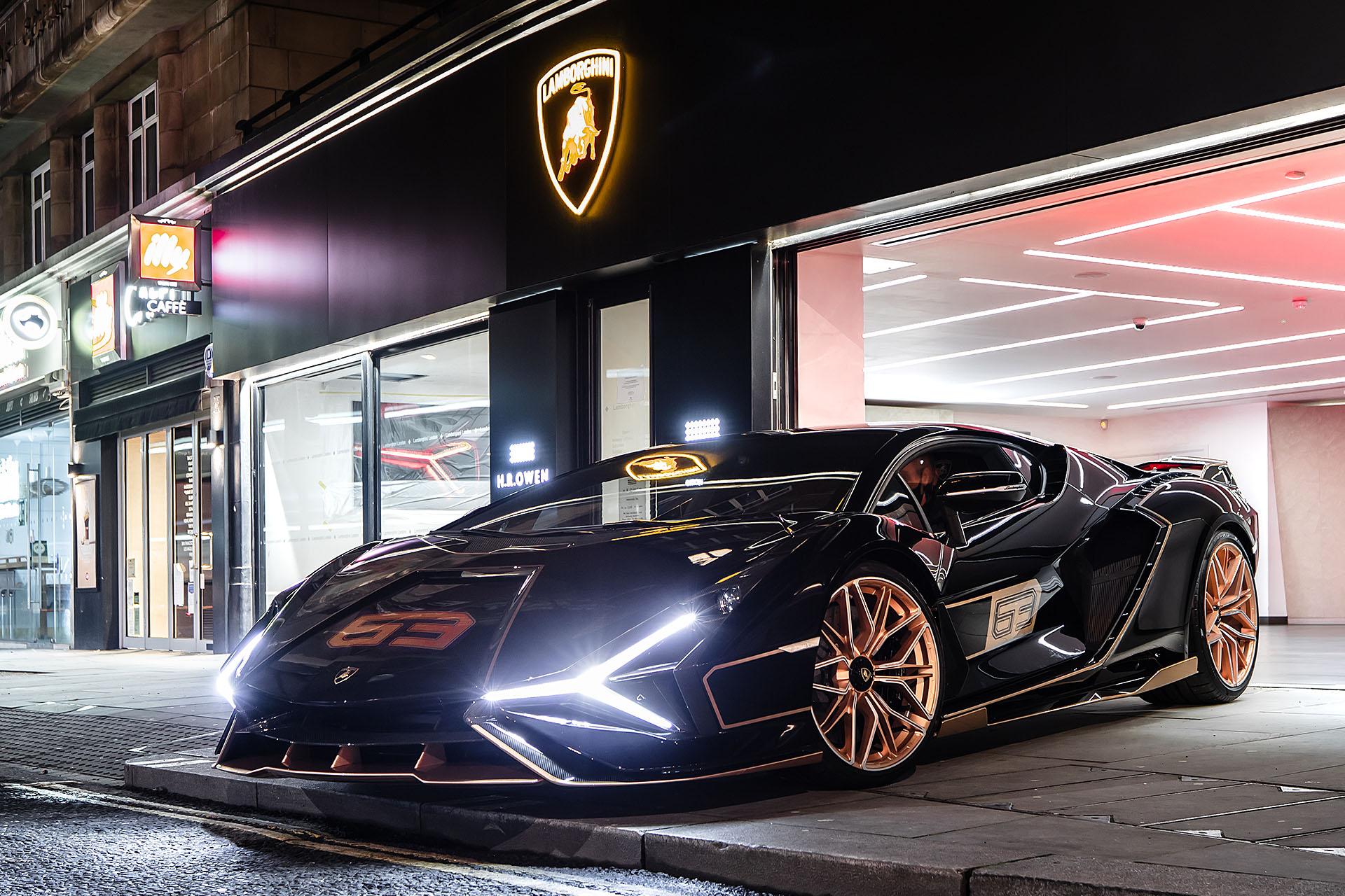 Lamborghini sian in london 10