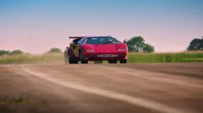 Video: Ferrari Testarossa Vs Lamborghini Countach (The Grand Tour) 2 Ferrari testarossa vs lamborghini countach