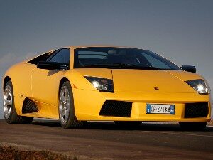 Lamborghini-Murciélago-6.2-3.jpg