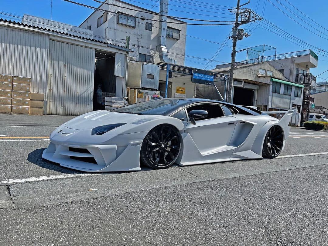 Lb works aventador evo 1
