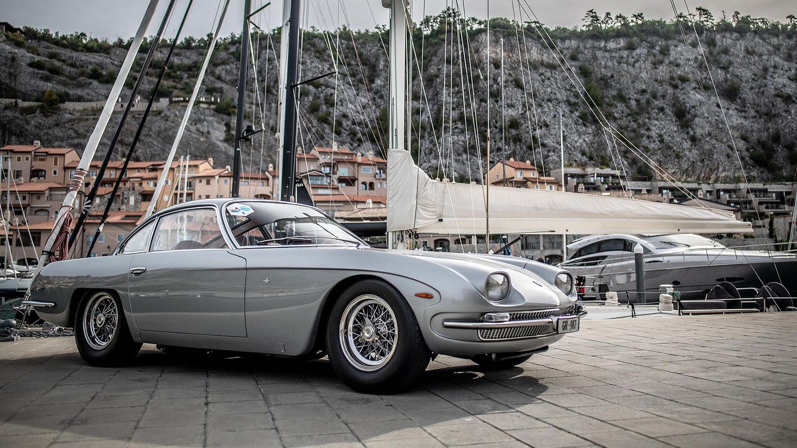 The origins and early years of the lamborghini v12