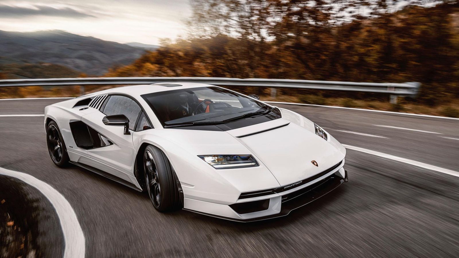 How Much Horsepower Does A Lamborghini Have? 5 Lamborghini countach horsepower