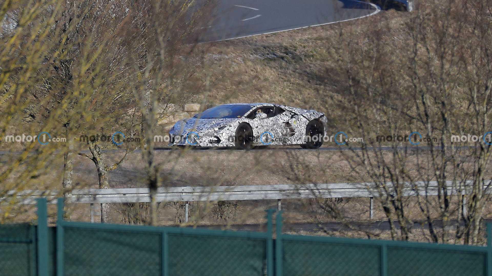 The 2023 Lamborghini V12 Flagship Test Mule Is Spotted 5 2023 lamborghini aventador successor spy photo4