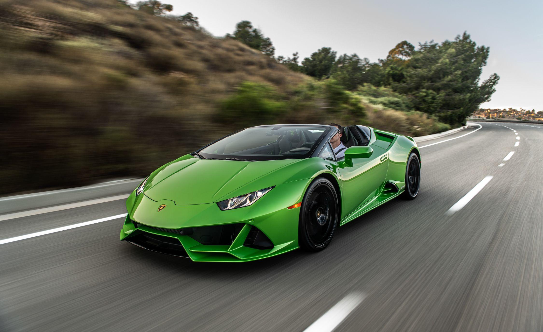 Green Lamborghini Huracan Evo Spyder