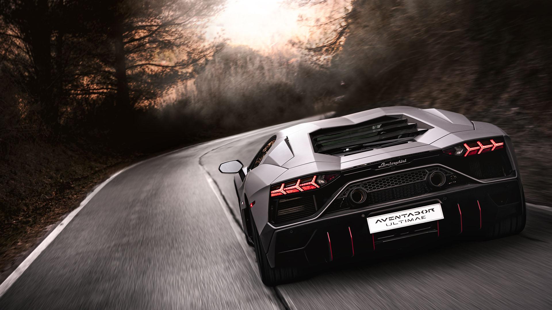 Aventador ultimae on the road 21