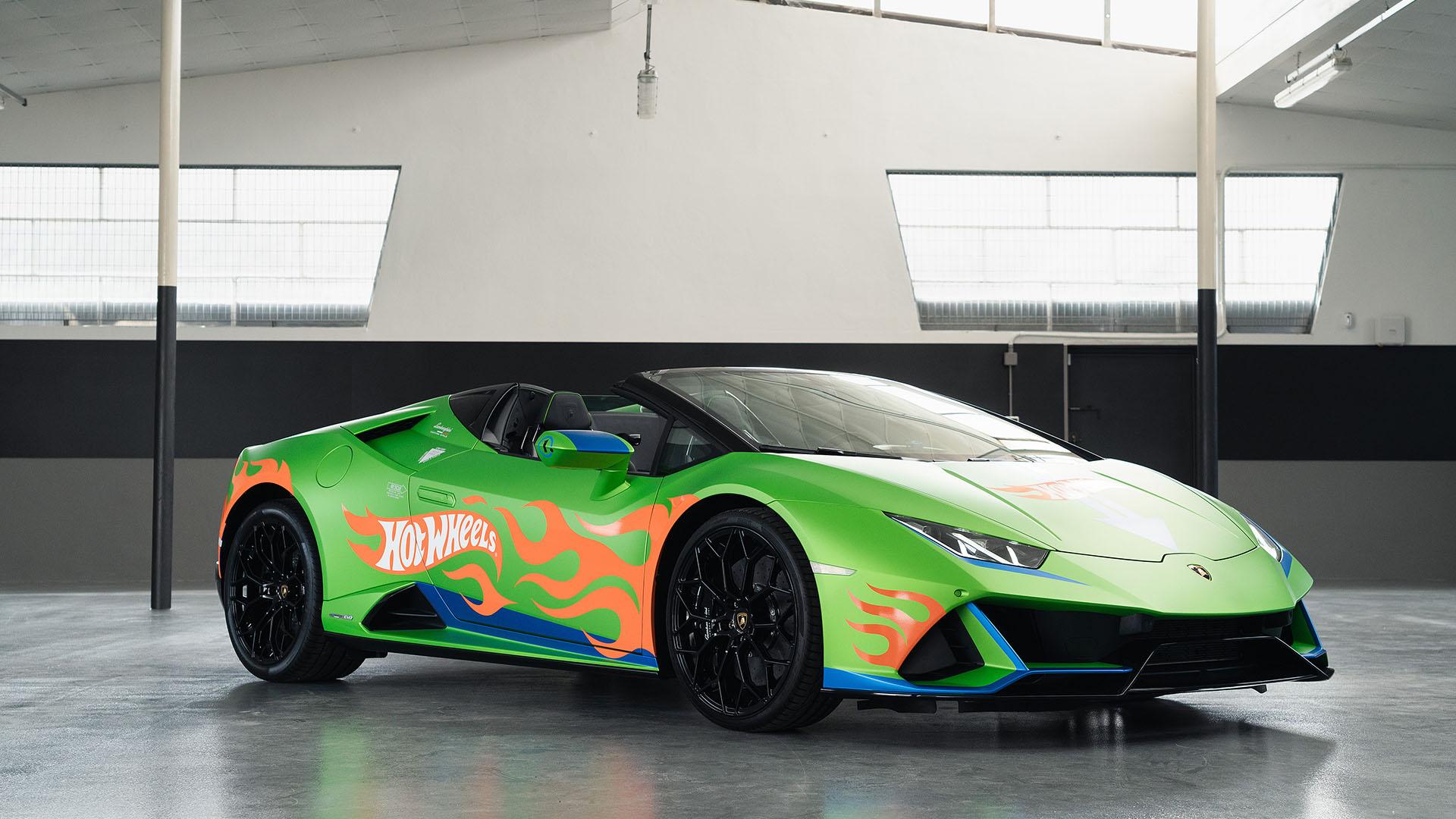 Lamborghini at mimo 2022 12