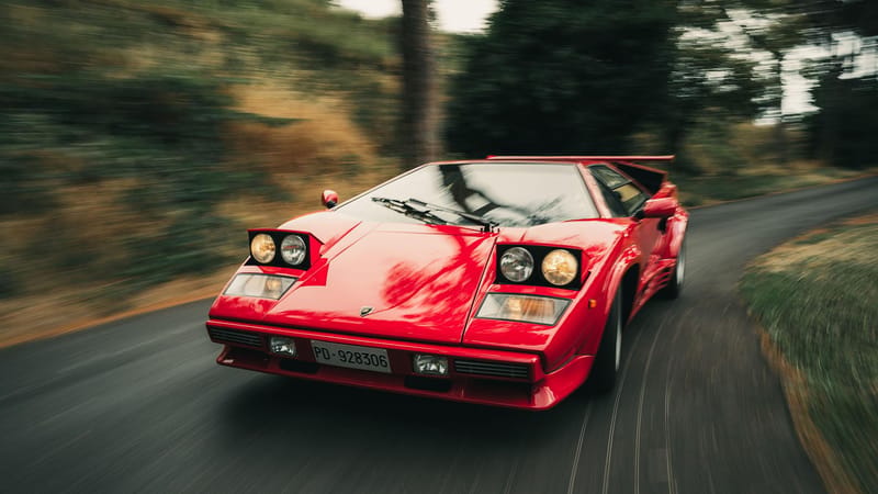 Countach and lm002 v12 8