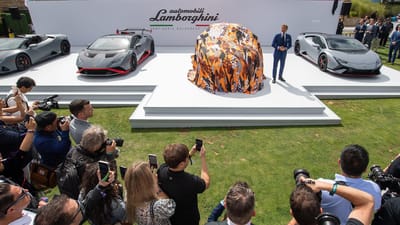Lamborghini Urus Performante - The Unveil 2 2023 lamborghini urus performante unveil 1