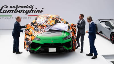 2023 lamborghini urus performante unveil 3