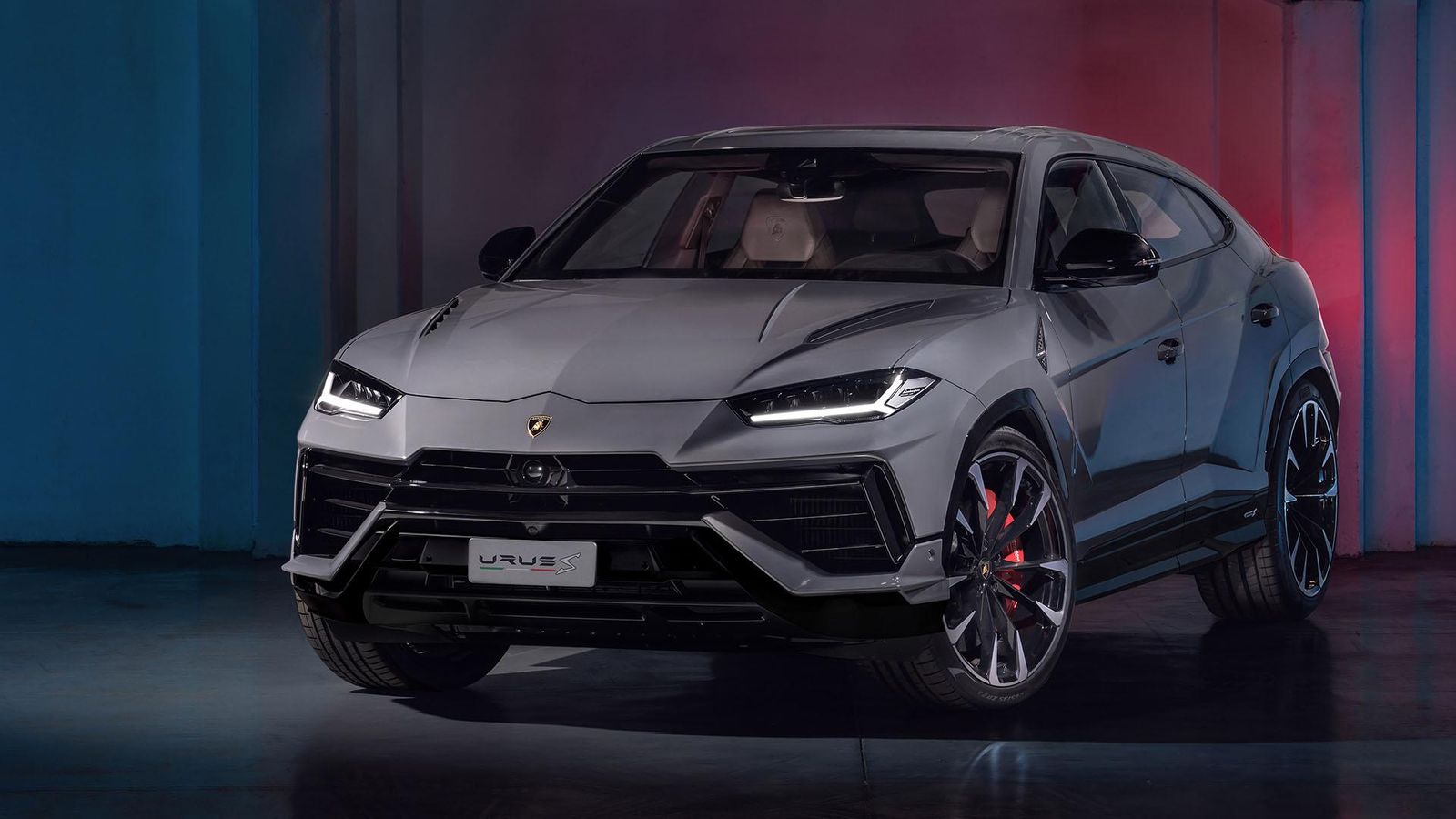 Best Suvs For Women In 2024: A Guide To Top Models And Their Features 3 Lamborghini urus s