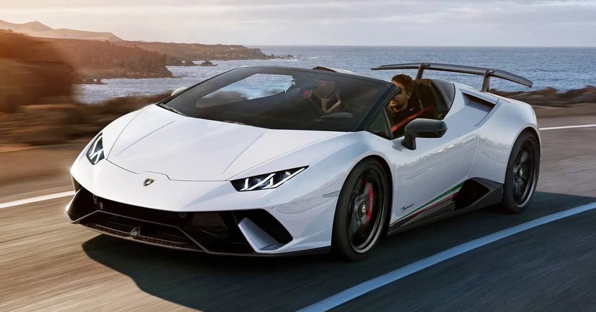2018 white Lamborghini Huracan Performante Spyder
