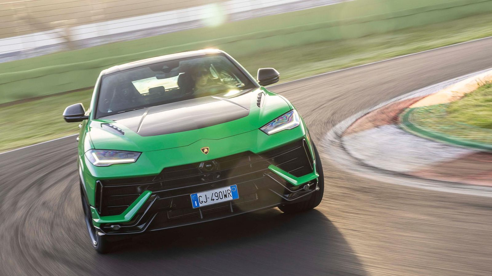 2023 Ferrari Purosangue Vs Lamborghini Urus: An Exclusive Comparative Analysis 3 Ferrari purosangue vs lamborghini urus