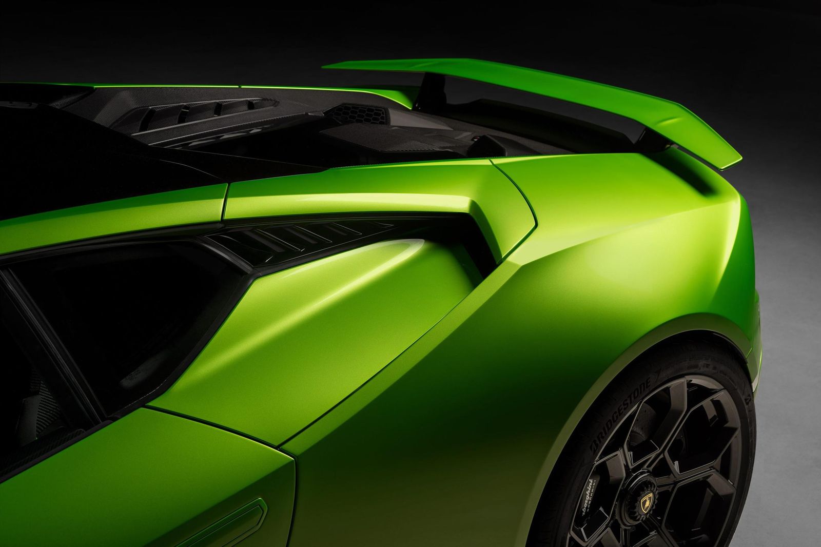 2023 Lamborghini Huracán 19 612117