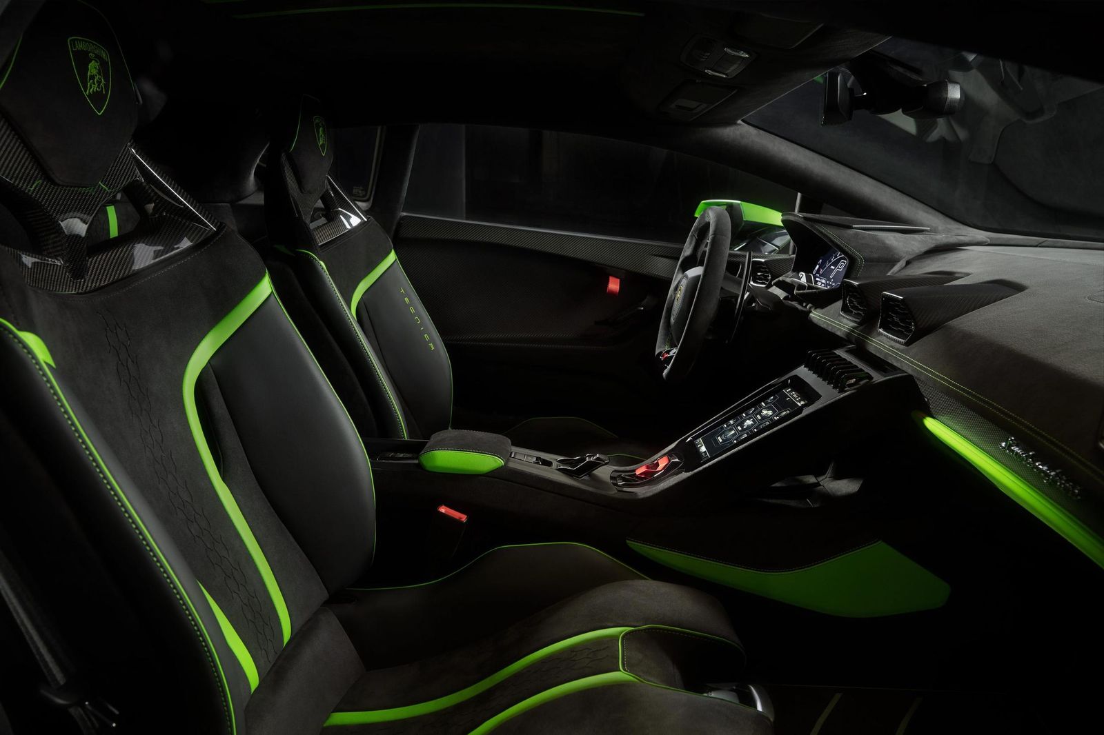 2023 Lamborghini Huracán 7 2023 lamborghini huracán interior