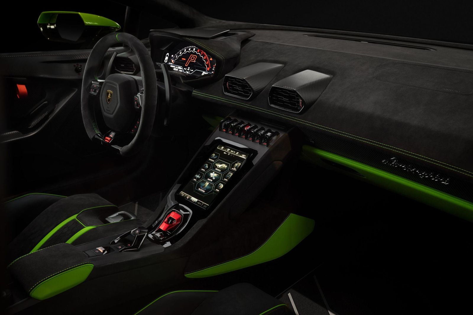 2023 Lamborghini Huracán 23 612121