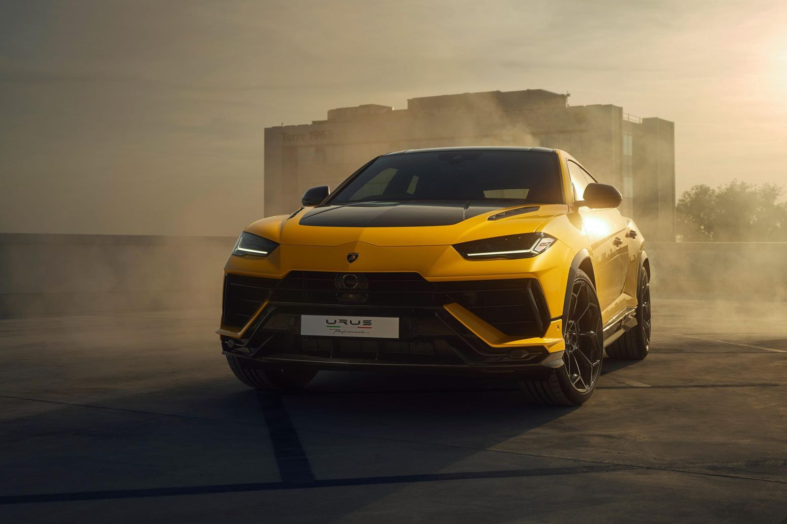 2023 lamborghini urus performante