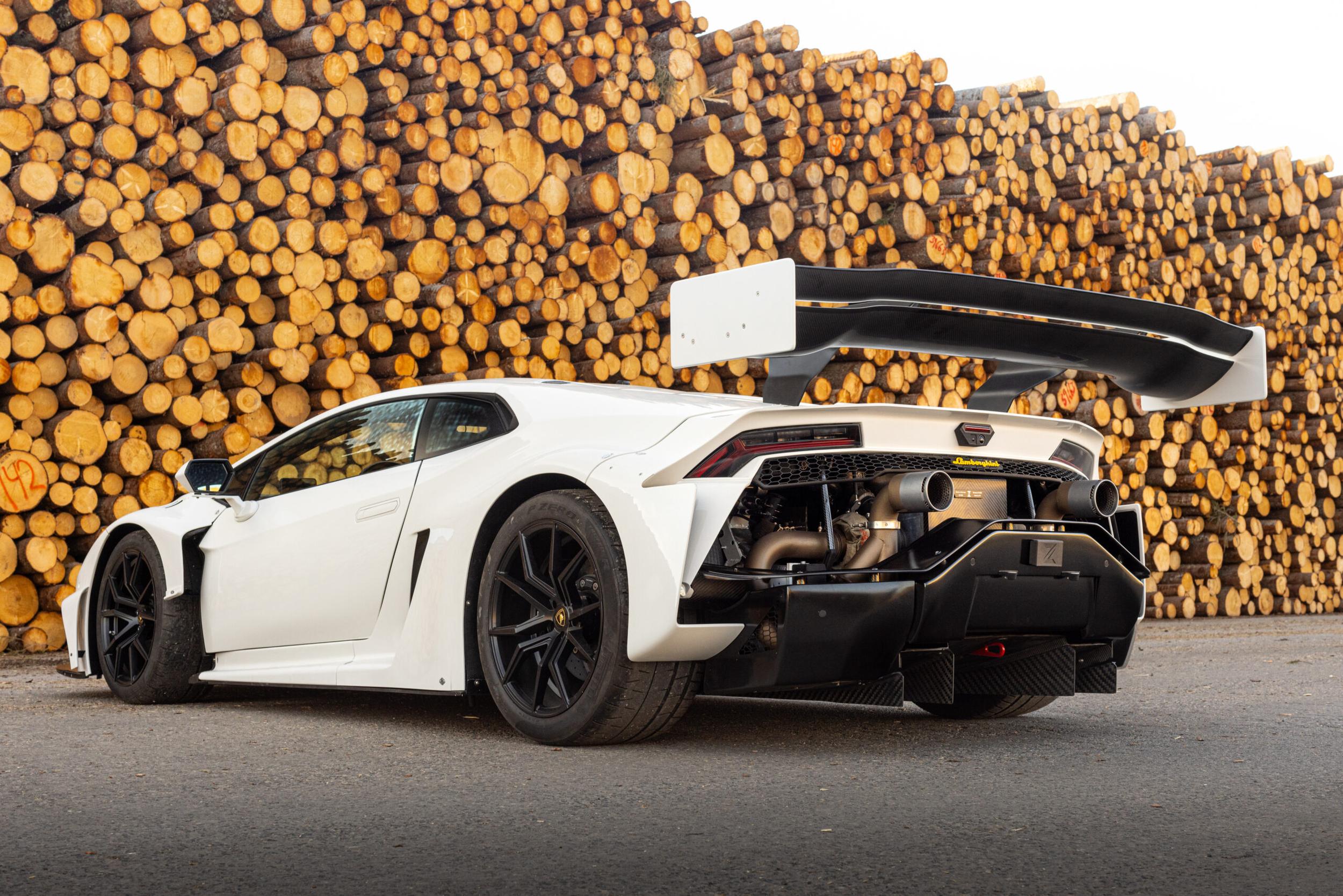 Huracan MPG & Fuel Economy LamboCARS