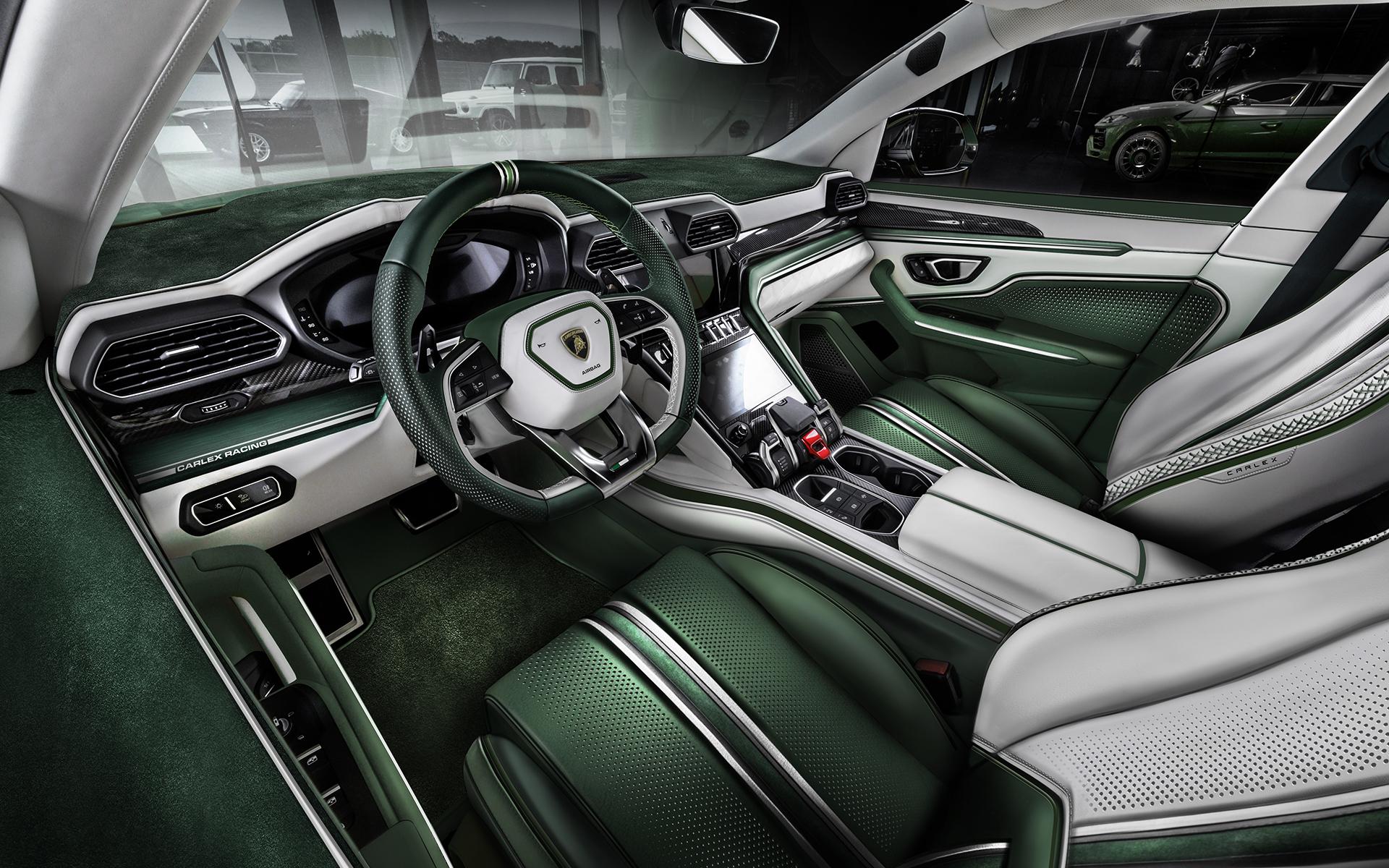 Lamborghini urus interior 02