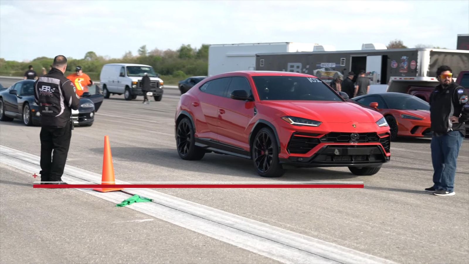 Lamborghini Urus S Vs Bmw X5M Competition: Brutal Raw Power Plus Intelligent Tech 13 Videoscreenshot youtube 2022lamborghiniurusstandingmiletopspeedtest 013