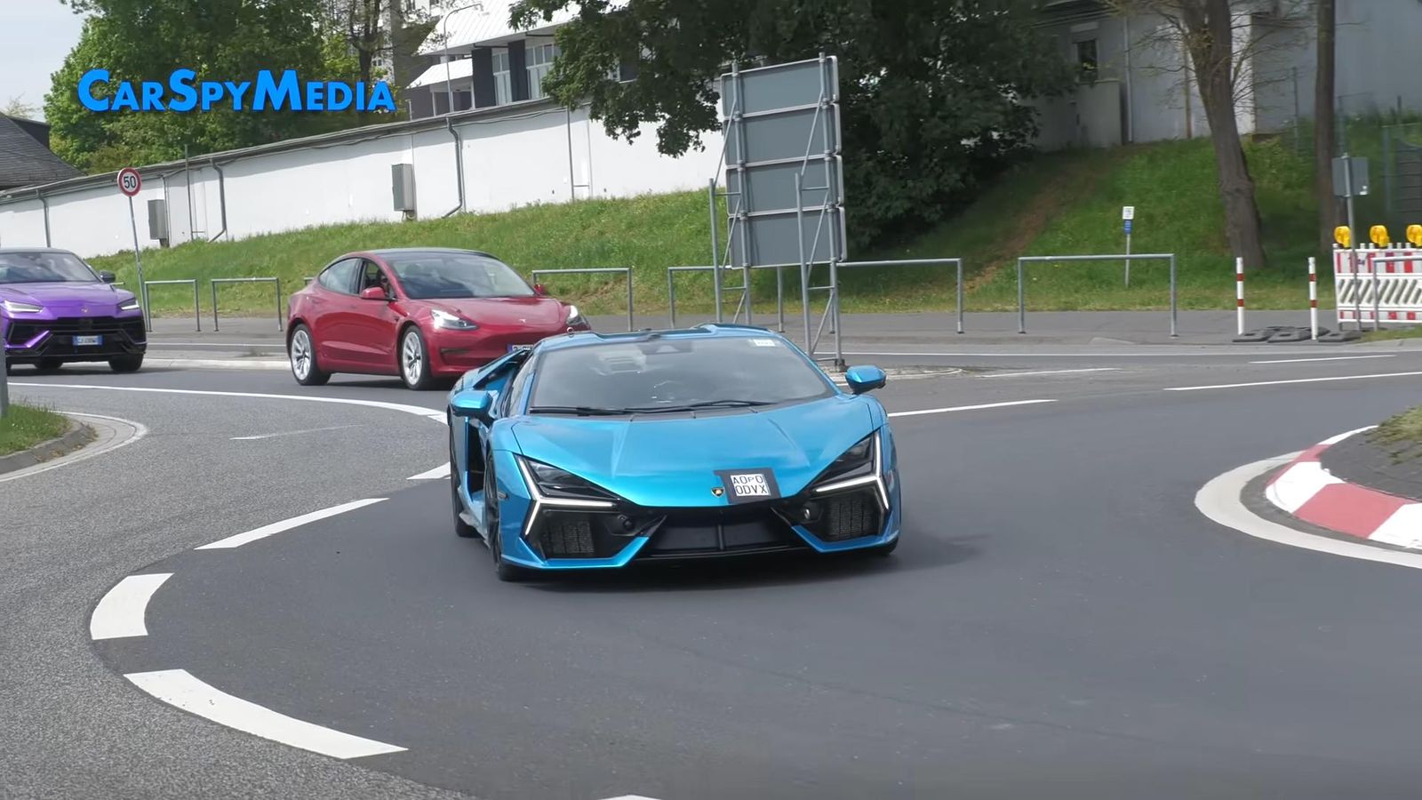 Why Was The Revuelto At Nurburgring Without Camo? 14 Videoscreenshot youtube 2024lamborghinirevueltov12hybridmostpowerfulv12hybridlambocaughttestingatnrburgring 122