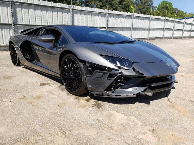 Incredibly Rare Aventador Ultimae Wreckage Selling For $220K At Auction 9 45073473 image 4