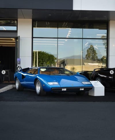Uncovering The Reasons Why Lamborghini Ceo Turned Down Youtuber Star Emma Hartford 7 07