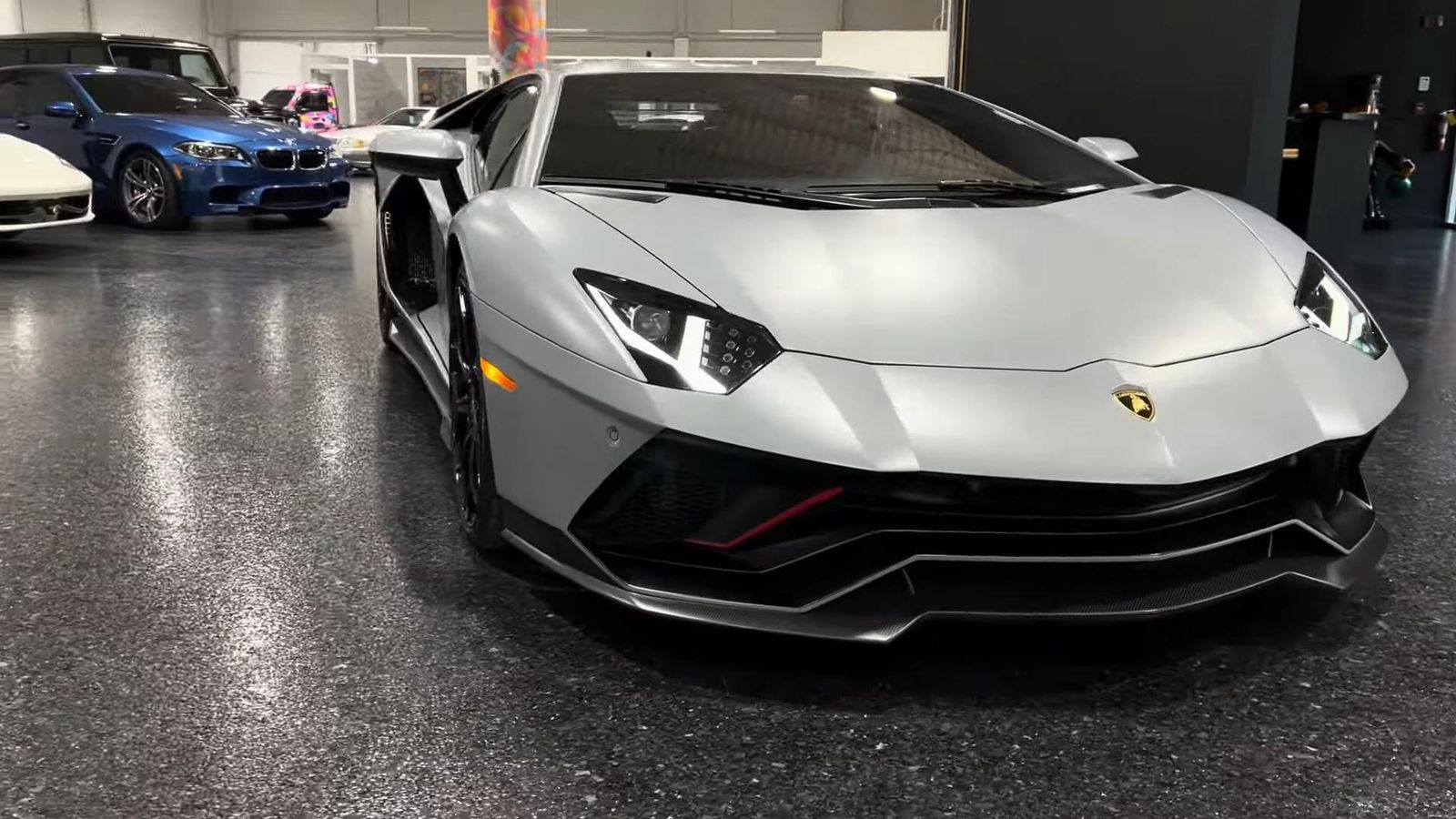This Exclusive 2022 Lamborghini Aventador Lp780-4 Ultimae Coupe Was For Sale: But You Just Missed It! 11 Videoscreenshot youtube 2022lamborghiniaventadorultimaeinadpersonammattepaintfullppfand60kinoptions 002