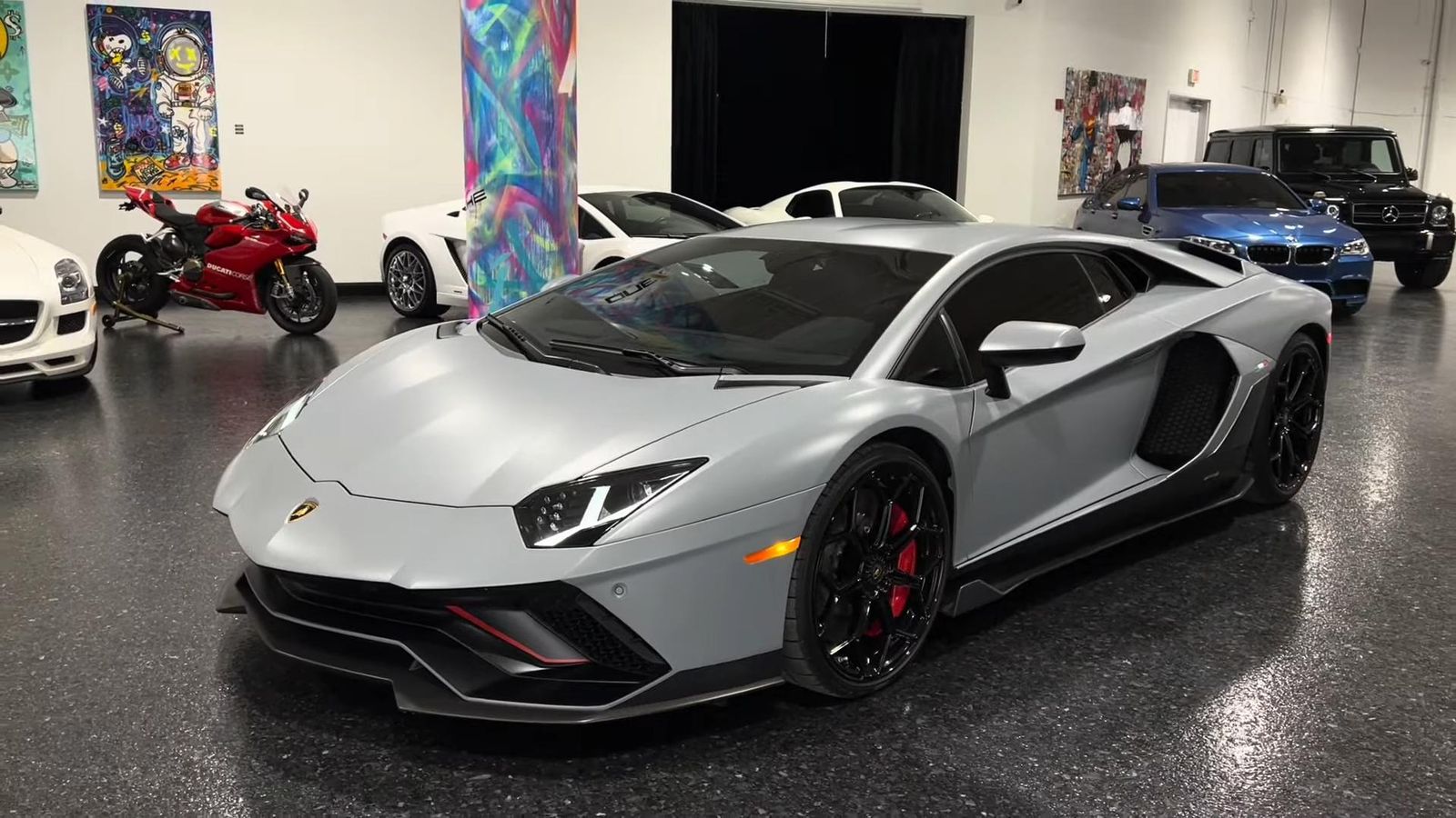 This Exclusive 2022 Lamborghini Aventador Lp780-4 Ultimae Coupe Was For Sale: But You Just Missed It! 10 Videoscreenshot youtube 2022lamborghiniaventadorultimaeinadpersonammattepaintfullppfand60kinoptions 011
