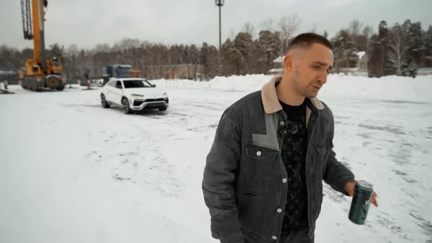 Russian Youtuber Shatters $250,000 Lamborghini Urus For Marketing Stunt 9 Videoscreenshot youtube 2444