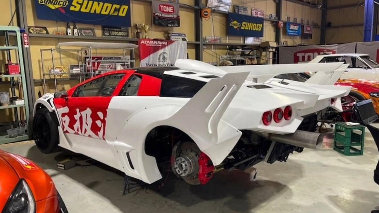 1500 Hp Lamborghini Murcielago By Liberty Walks Is An Insane Drift Machine 7 Videoscreenshot youtube libertywalkreveals1500 hplamborghinimurcielagodriftmachine 012