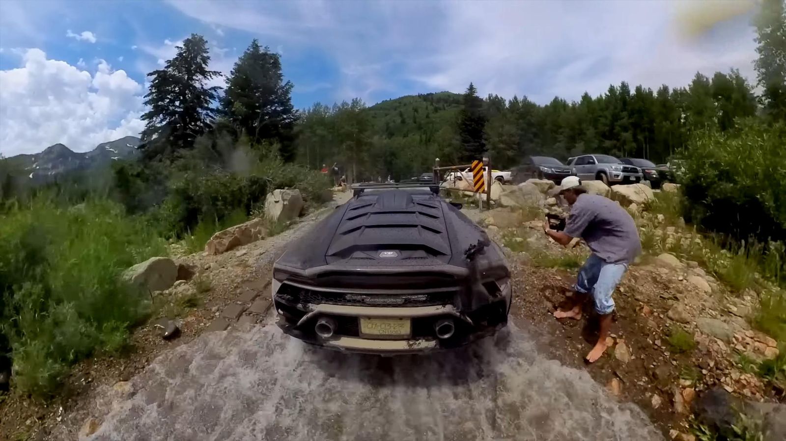 Lucky 2023 Huracan Sterrato Owner Immediatly Test Its River Crossing Capabilites 14 Videoscreenshot youtube mybrandnewlamborghinisterratogoesswimming 843