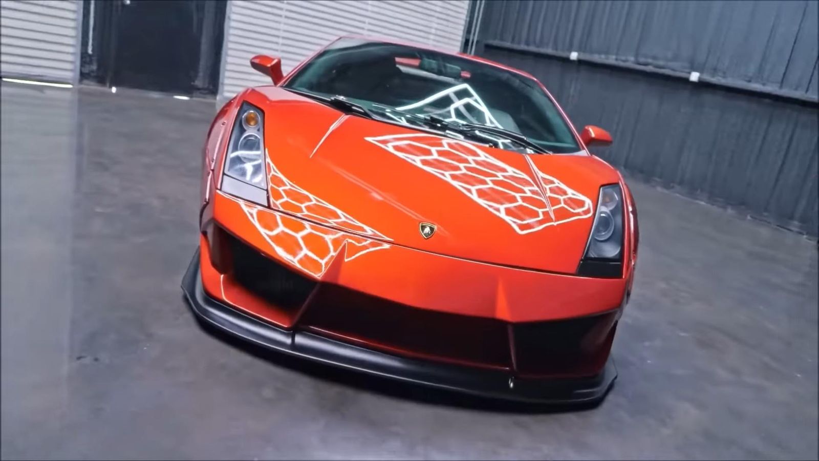 World'S First Diesel Gallardo Looses Its V10 For Twin-Turbo Cummins Straight-Six 5 Videoscreenshot youtube texasmetalsloudandlifteds1e06cumminsdieselinalambo2004lamborghinigallardosherp 4001