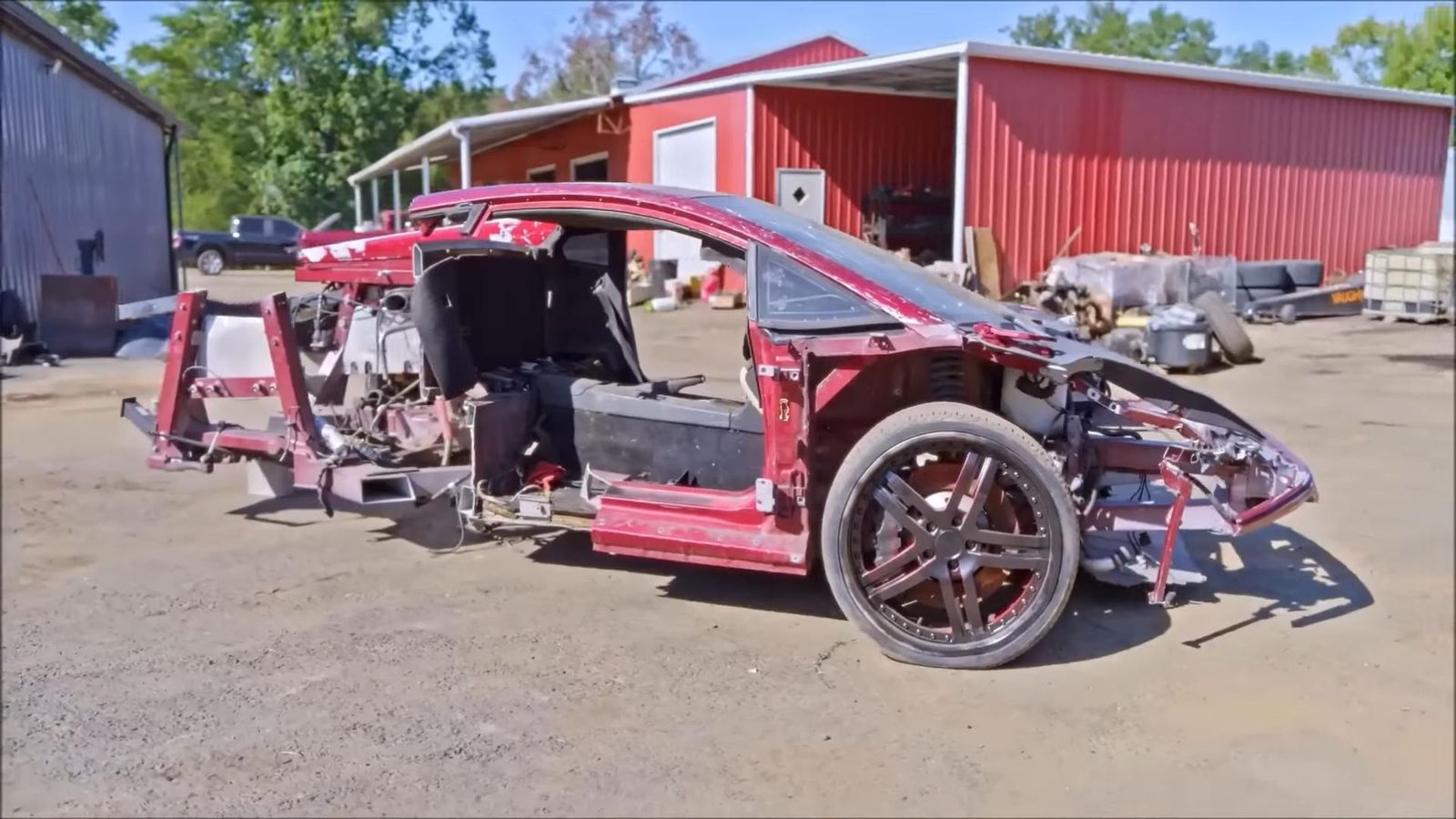 World'S First Diesel Gallardo Looses Its V10 For Twin-Turbo Cummins Straight-Six 3 Videoscreenshot youtube texasmetalsloudandlifteds1e06cumminsdieselinalambo2004lamborghinigallardosherp 4005