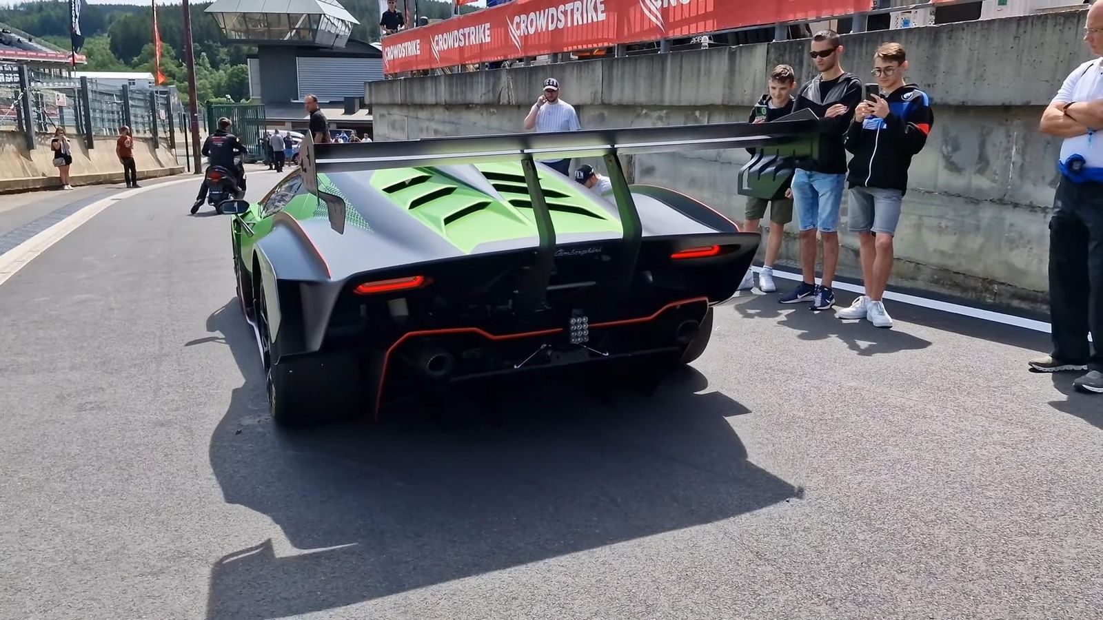 Videoscreenshot youtube thelamborghiniessenzascv12atspafrancorchampscircuit 159