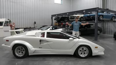 Watch An Effortless Way To Unmask A Fake Lamborghini Classic Car Countach 2 Videoscreenshot youtube whyitmightbetimetosellmylamborghinicountachafakereplicaisbetter 043
