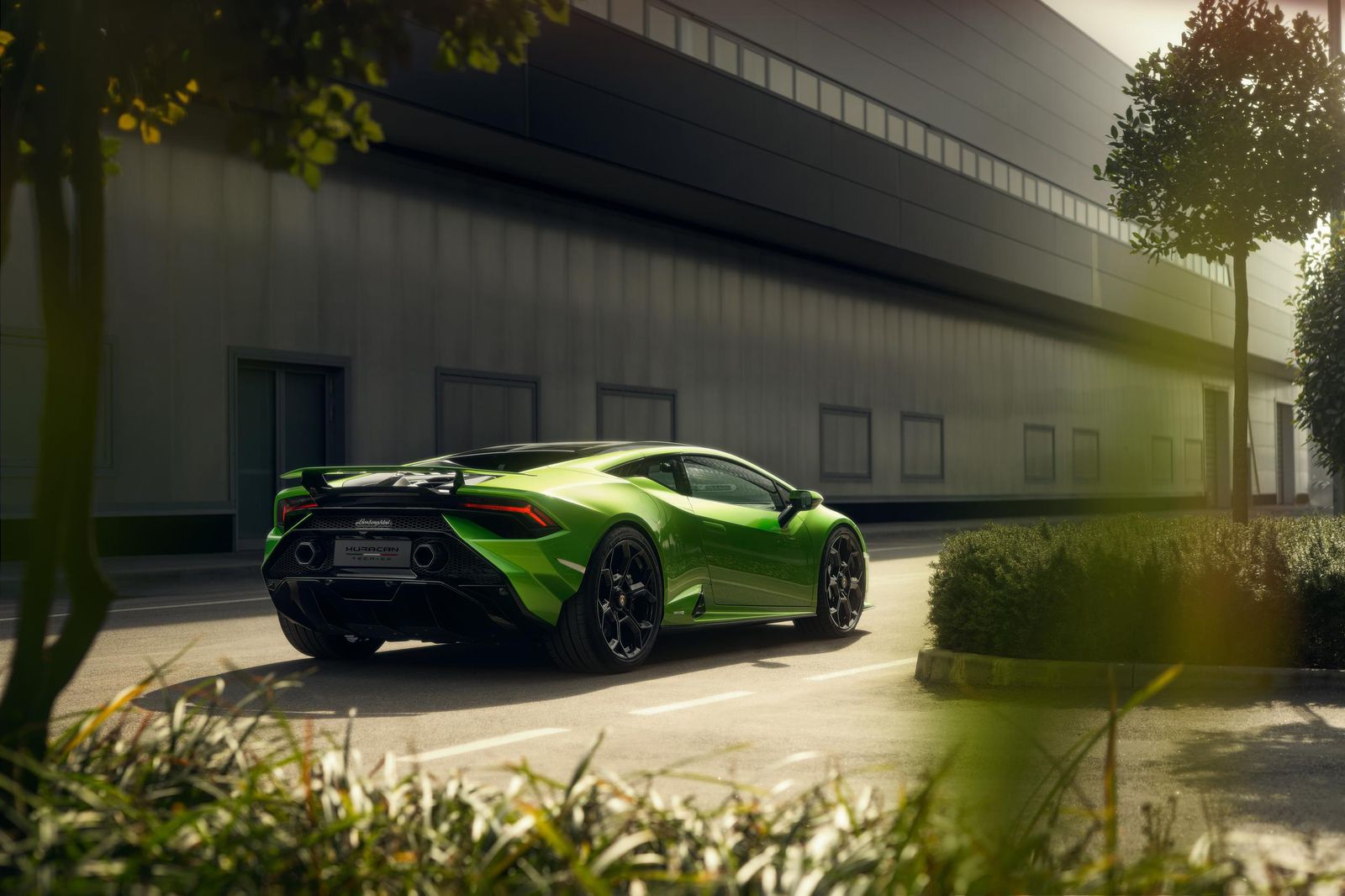 10 Fast Facts About Sensational Lamborghini Huracan Tecnica 23 612131