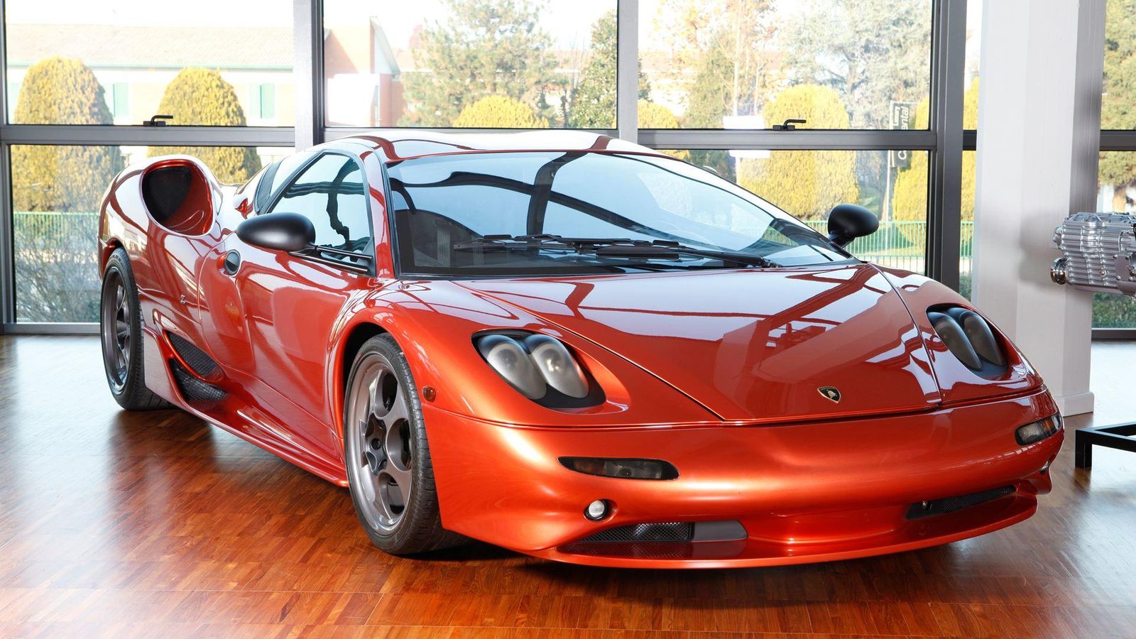 Do Lamborghinis Have Windshield Wipers?