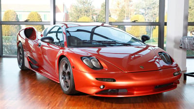 Do Lamborghinis Have Windshield Wipers? 2 Do lamborghinis have windshield wipers?