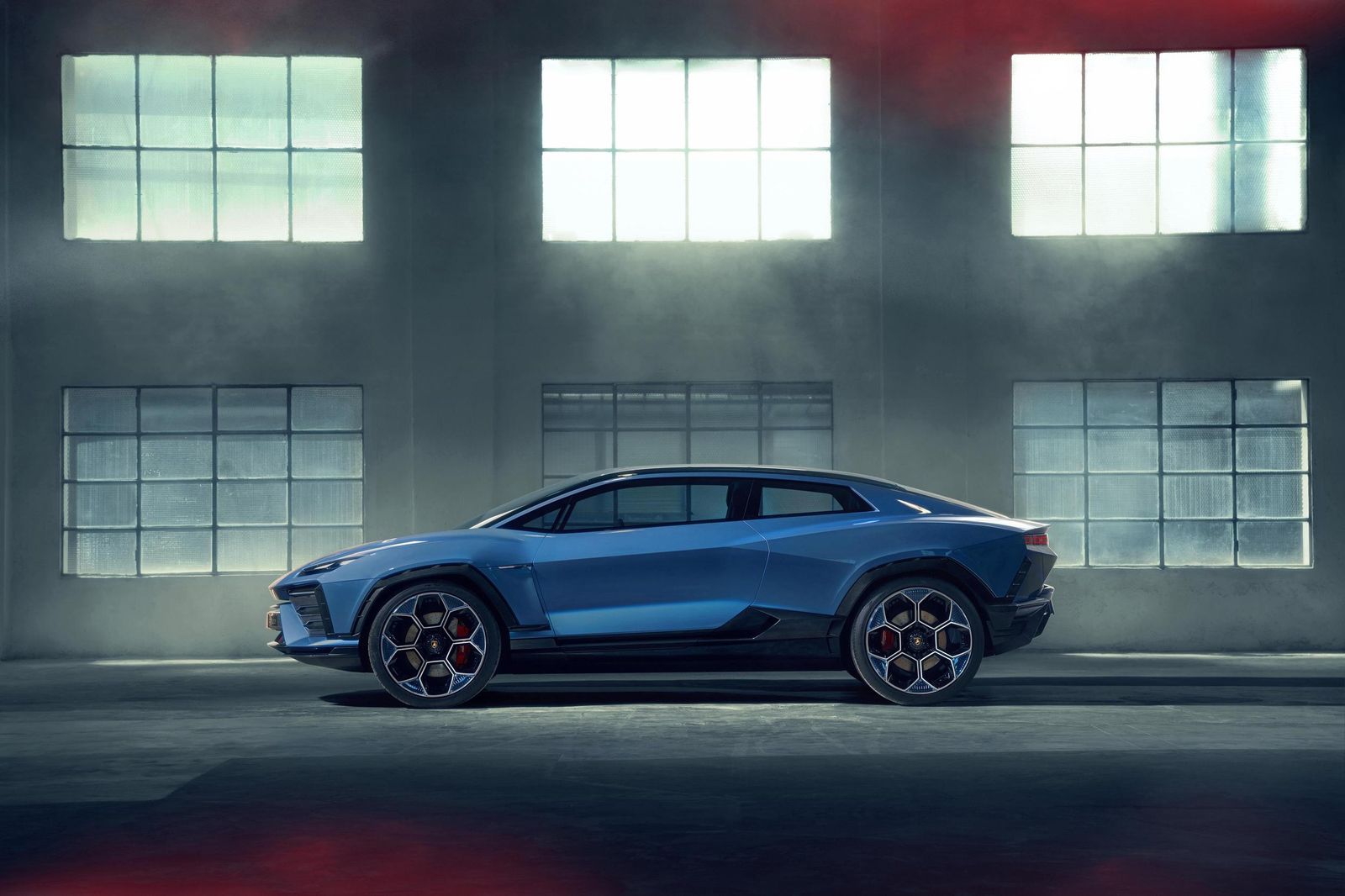 Lamborghini Blows Our Mind And Reveal A 2 Door Super Ev Suv: The Lanzador 3 647671