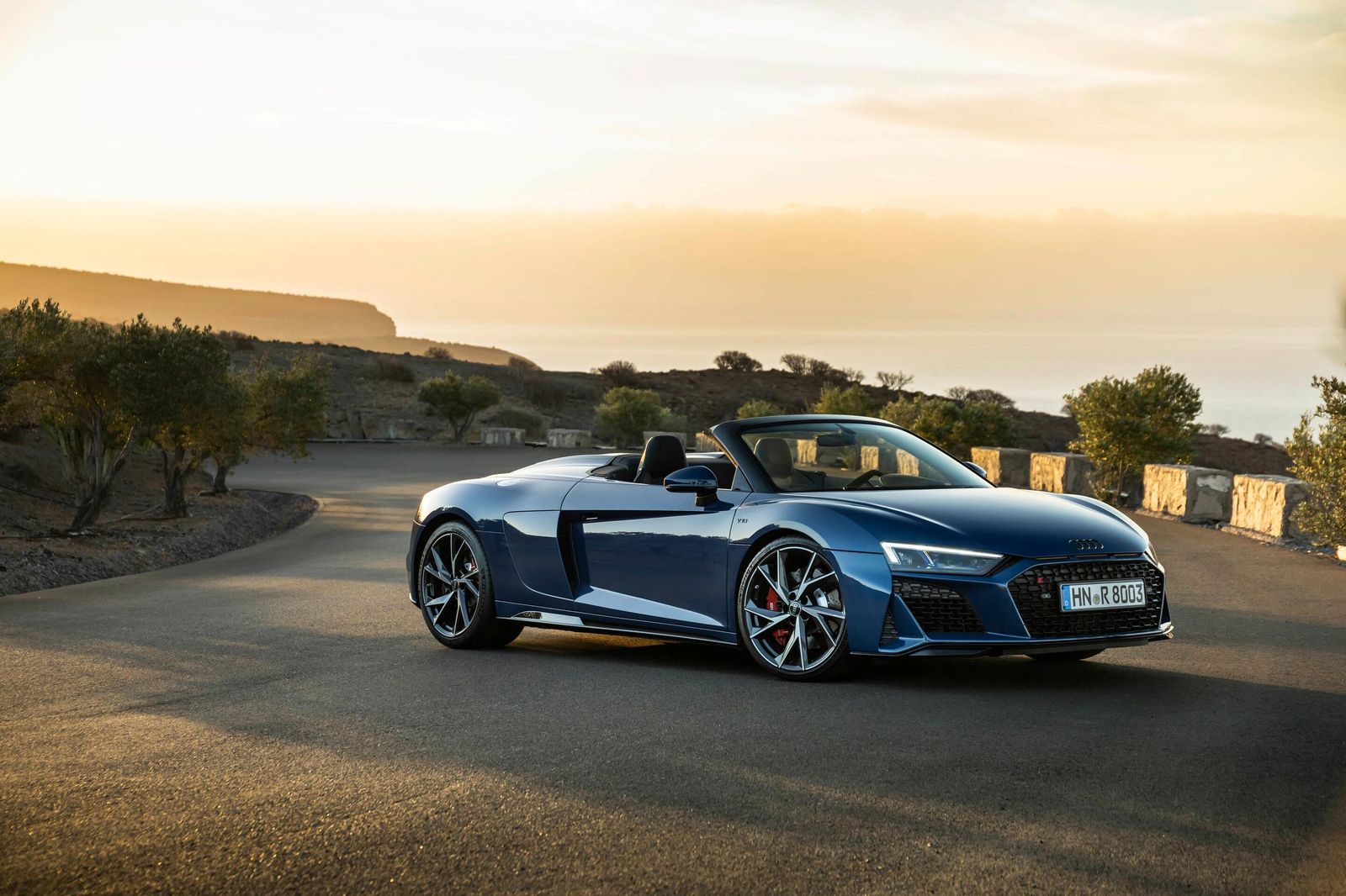 Audi r8 like lamborghini