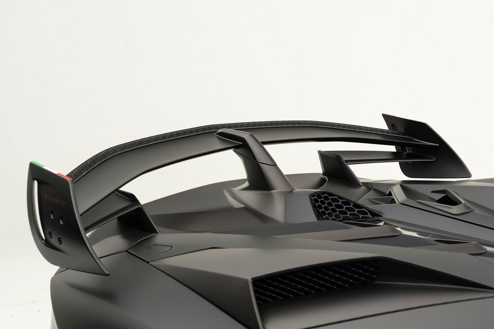 Mansory carbonado gts 17