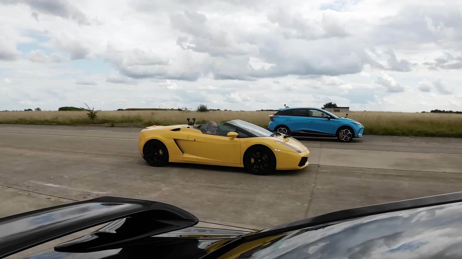 The Unusual Drag Race: Lamborghini Gallardo Vs Nissan Gt-R Vs Mg4 Xpower Ev 7 Vs youtube lamborghinigallardovnissangt rvwtfdragrace 1132